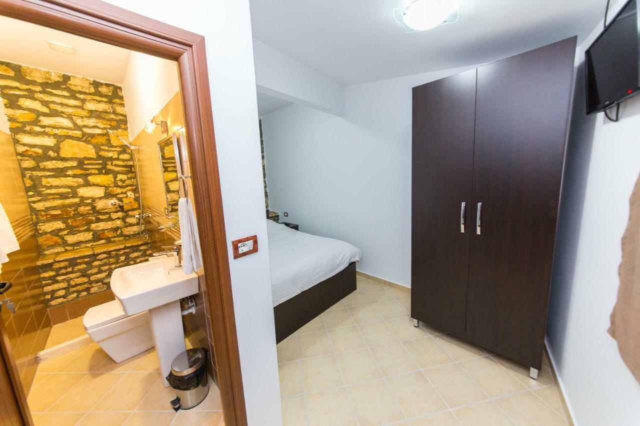 Ajka Hotel Berat